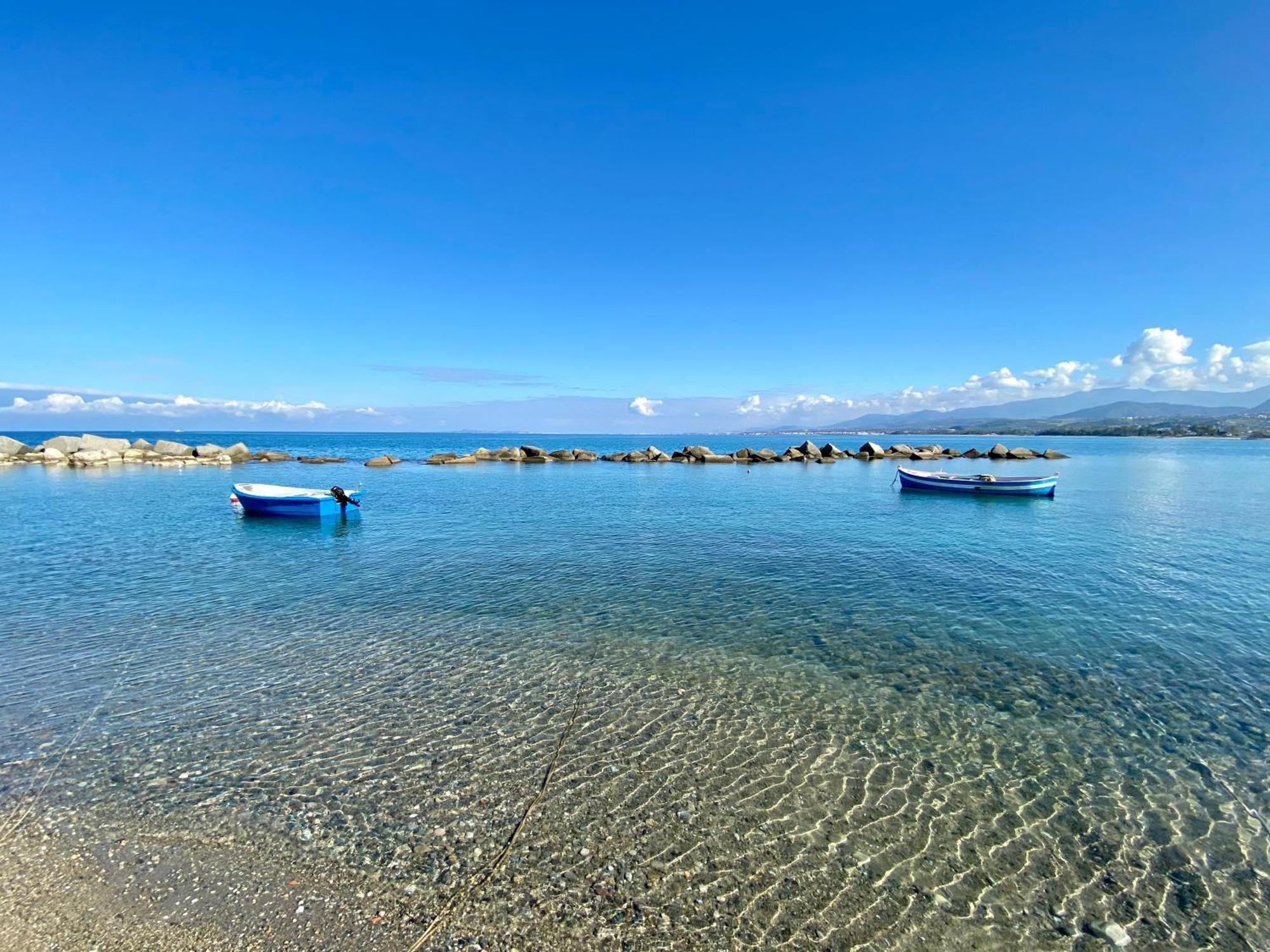 Appartamenti La Baia Del Rais Falcone Pokoj fotografie